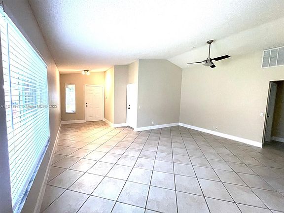 5th image of 1536 Mira Vista Cir #1536