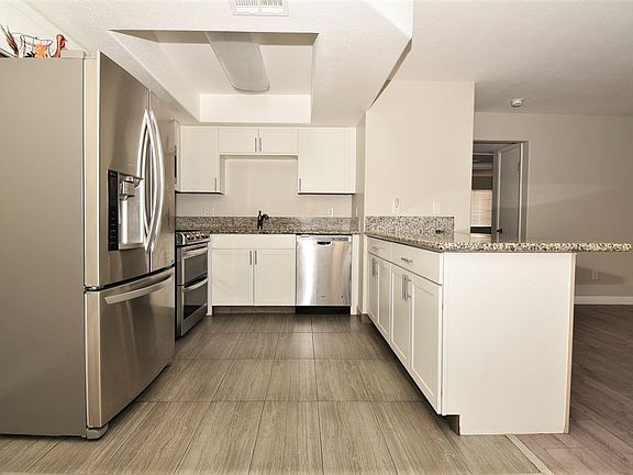 2nd image of 8410 Eldora Ave Unit 1080