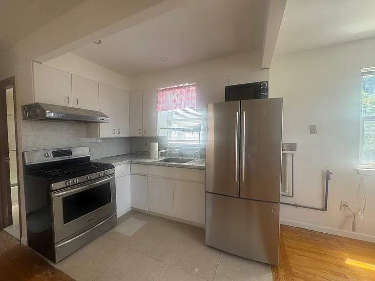 71-14 166th St #2 — Photo 4
