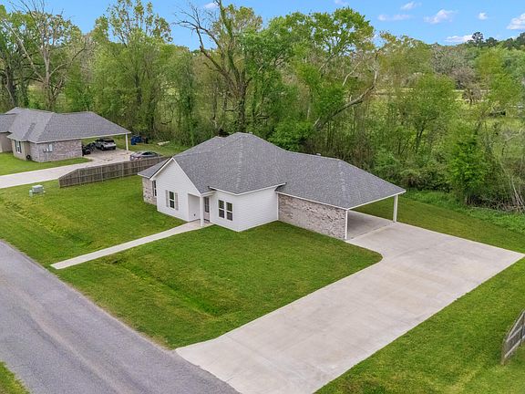 3rd image of 1025 Timber Trails Rd