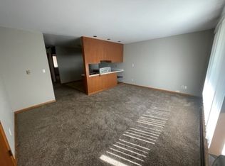205 W Walworth St APT 5, Elkhorn, WI 53121