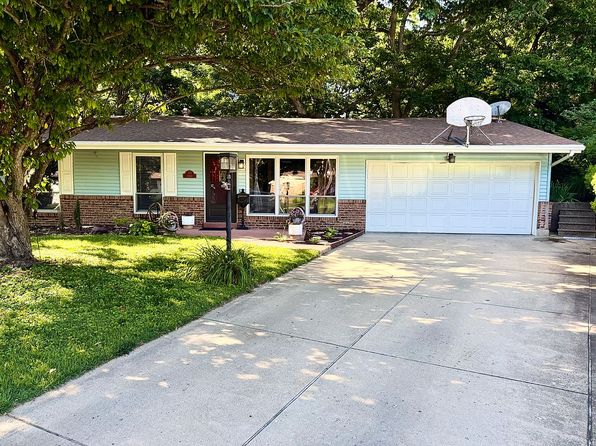 315 Emilie St