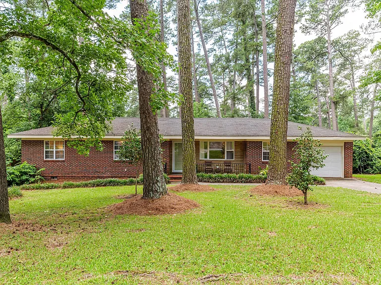 2408 Hiawassee Rd — Photo 1