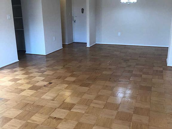 5th image of 801 N Pitt St APT 802