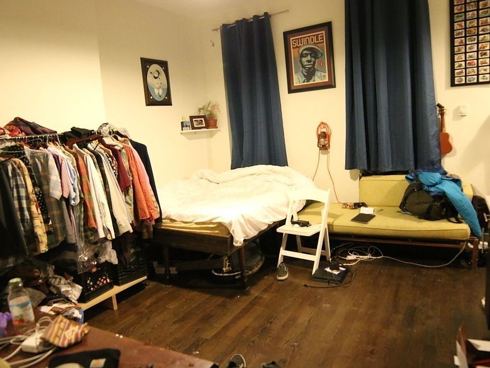 1st image of 962 Myrtle Ave #1AA