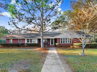 2300 Carey Rd, Kinston, NC 28504