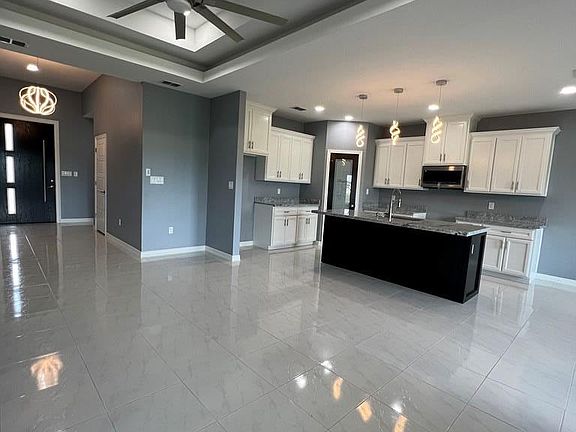 5th image of 501 Balli Cir