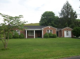 6482 Baptist Valley Rd, North Tazewell, VA 24630