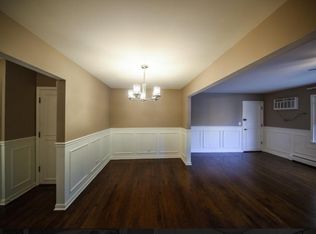 4128 W Byron St APT 202, Chicago, IL 60641
