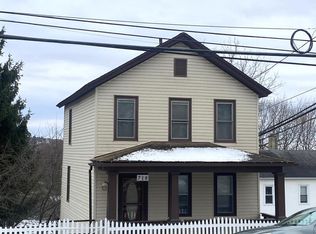 718 Maple St, Scranton, PA 18505