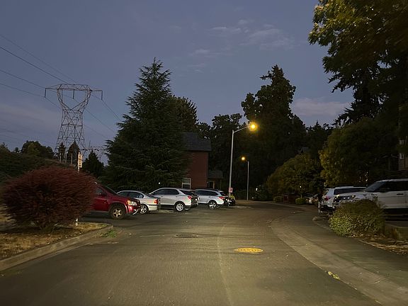4th image of 2719 Rossiter Ln