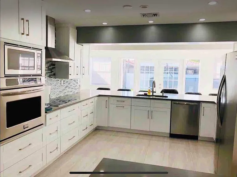 4100 N 34th Ave — Photo 14
