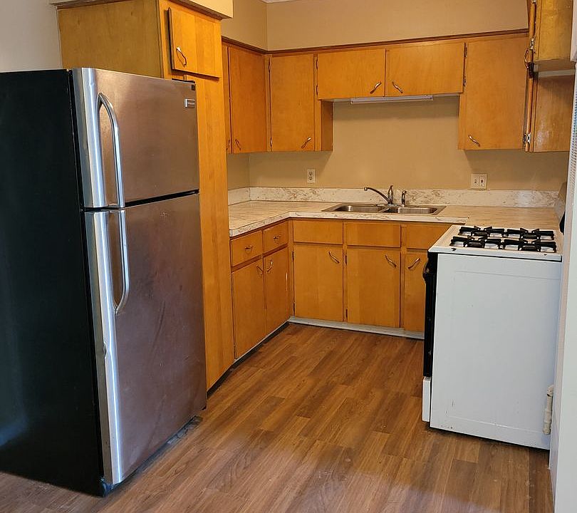 100 West Vinal Street Apartment Rentals Wittenberg, WI Zillow