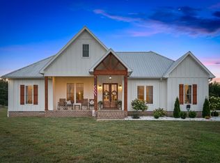 1140 Glenn Hinson Rd, Centerville, TN 37033