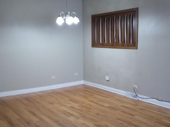 3rd image of 4221 N Narragansett Ave #1