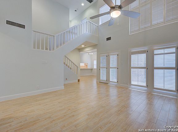 4th image of 8103 N New Braunfels Ave APT 5