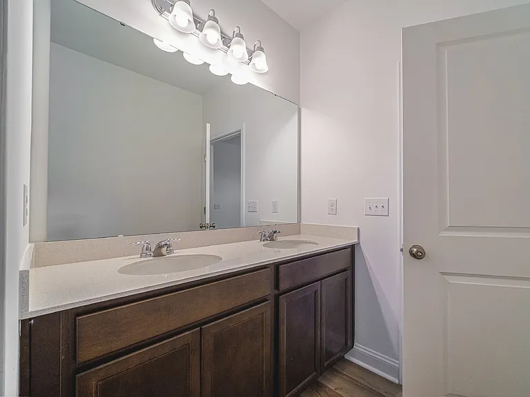 1535 Pebble Shore Ln — Photo 19