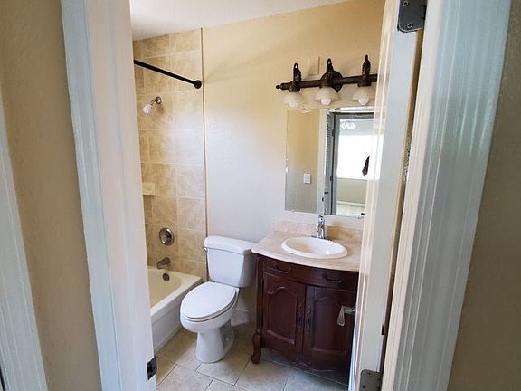 5th image of 421-425 Menendez St #425-01