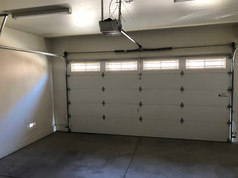 2027 W Bella Ln — Photo 23