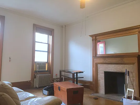 Rented by Salizzoni Realty | media 16