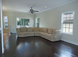 9110 Bickley St, Philadelphia, PA 19115