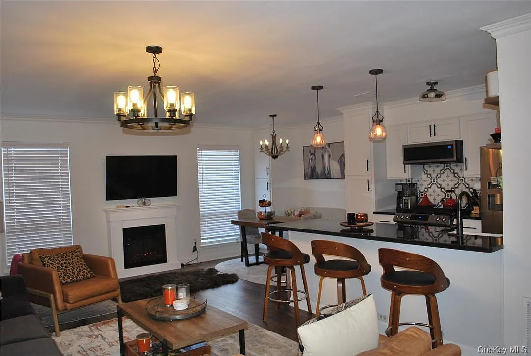 72 The Rise, Warwick (Village), NY 10990 — Photo 4