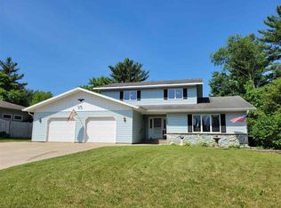 123 Prospect Cir, Shawano, WI 54166