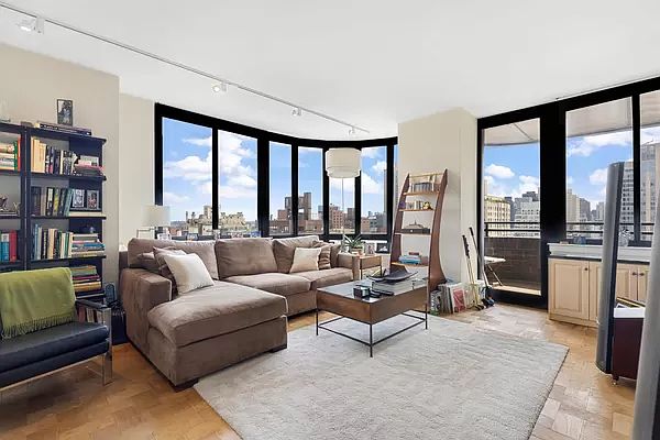 1st image of 455 E 86th St APT 21E