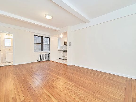 4th image of 850 Amsterdam Ave APT 9D