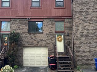 69 Universal St, Bridgeville, PA 15017