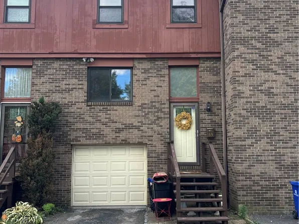 69 Universal St, Bridgeville, PA 15017