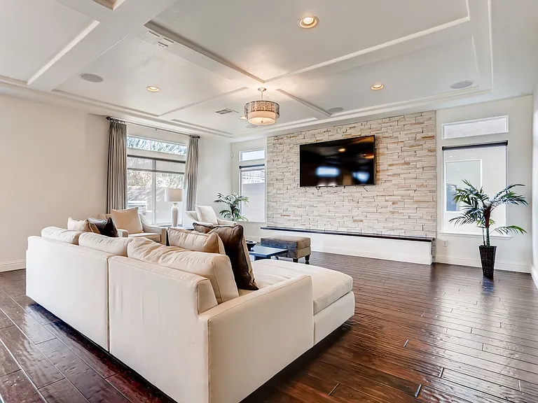 8112 Deerfield Ranch Ct — Photo 3