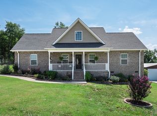 240 Mockingbird Ln, Hartsville, TN 37074