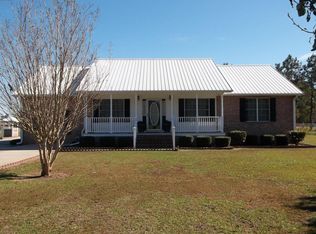102 Mini Farm Rd, Bonneau, SC 29431