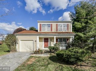 1 Cheltenham Ct, Owings Mills, MD 21117