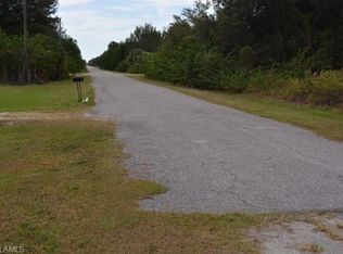 1916 Columbus Ave, Lehigh Acres, FL 33972