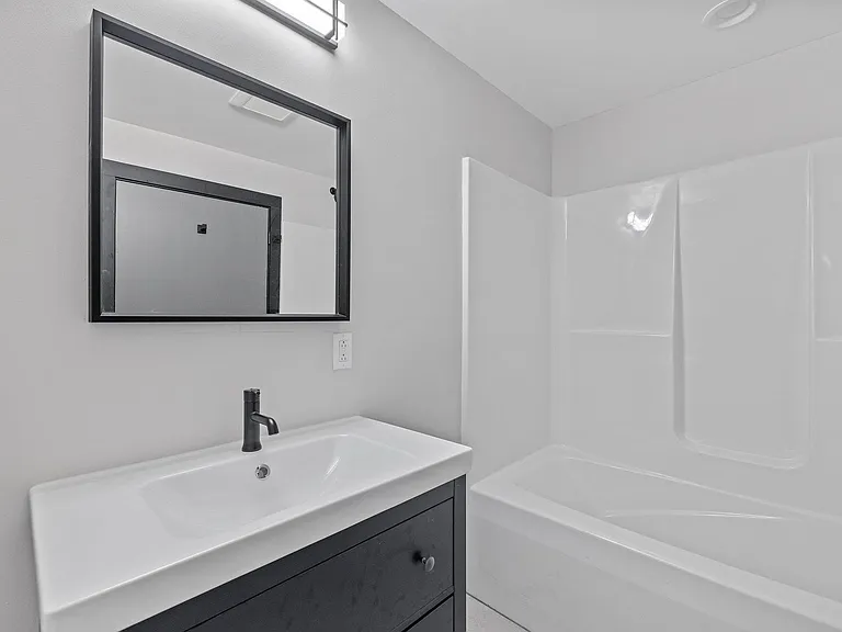 550 Texas Hill Rd #B — Photo 15