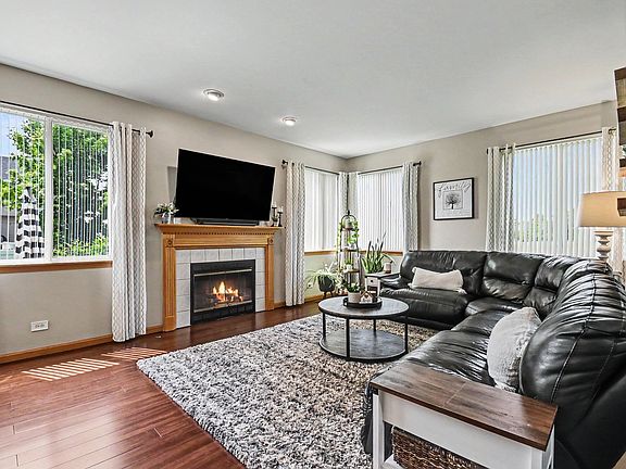 4th image of 25409 W Pastoral Dr