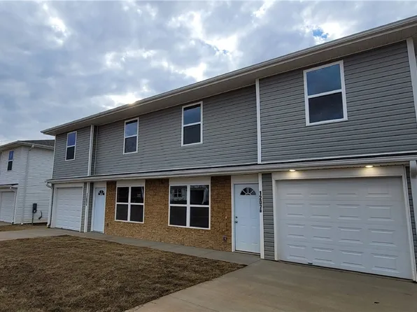 1215 Nedra Dr #A, Decatur, AR 72722