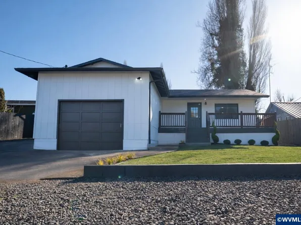 4454 York Ave NE, Salem, OR 97305