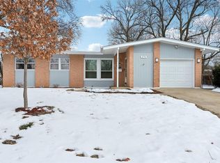 270 Duquette Ln, Florissant, MO 63033