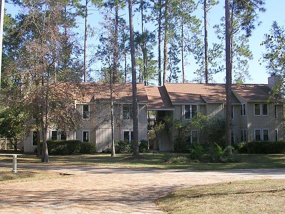 3rd image of 304 Teal Ct #304