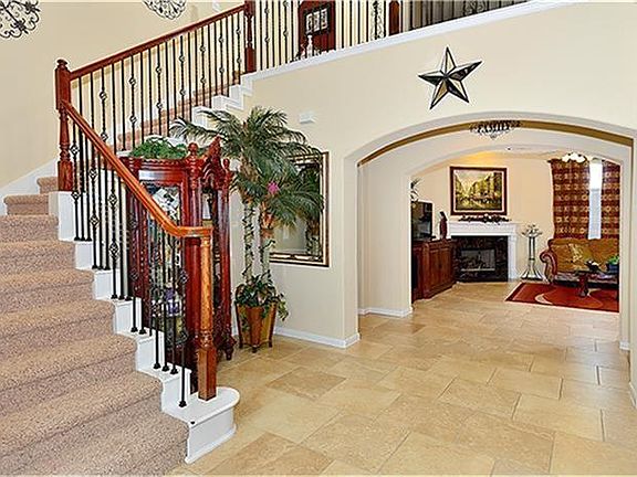 4th image of 9426 Cheslyn Ct