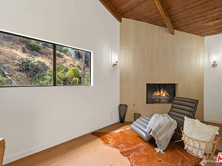 8506 Oak Ct — Photo 36