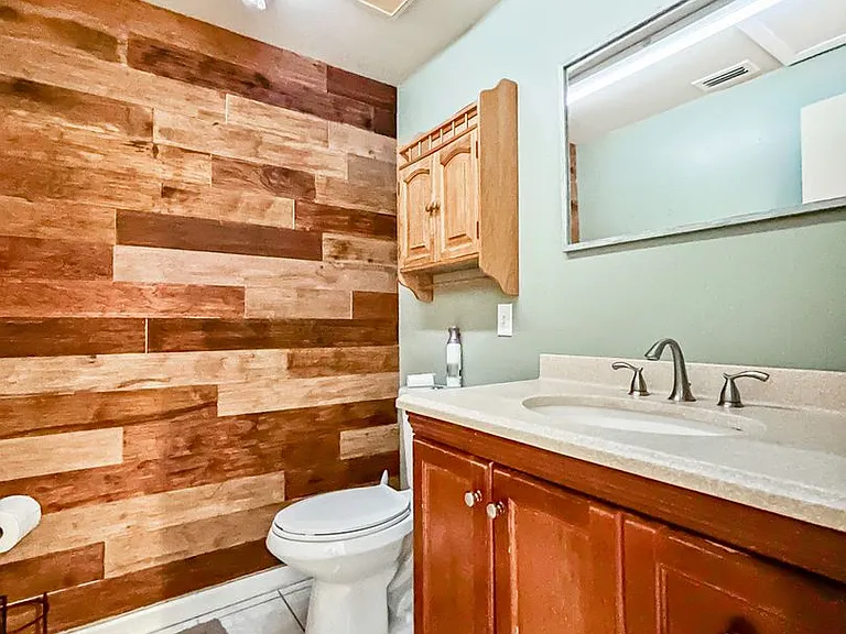 10904 Temple Ave — Photo 16