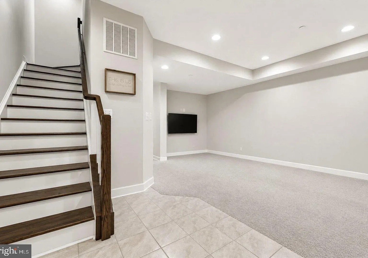 4 bed, 4.5 bath, 2926 sqft, $3,600 — Photo 3