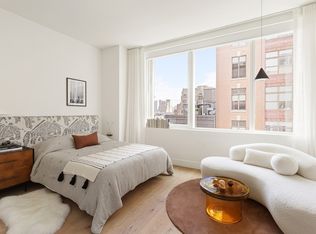 312 W 43rd St #2J, New York, NY 10036