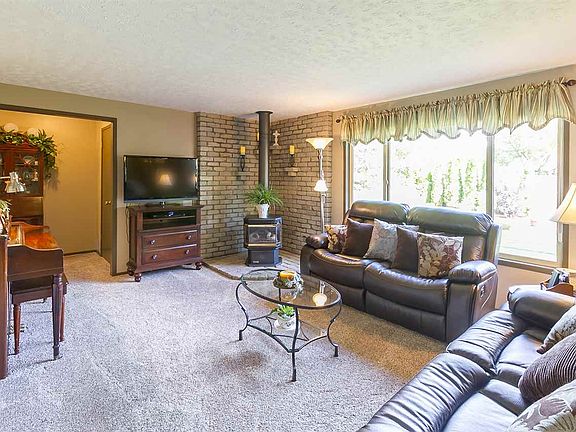 3rd image of 5217 W Baywood Ct