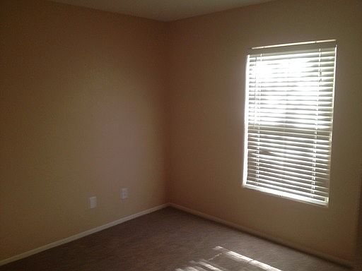 5th image of 8314 Black Opal St