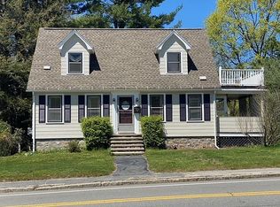 86 W Main St, Dudley, MA 01571